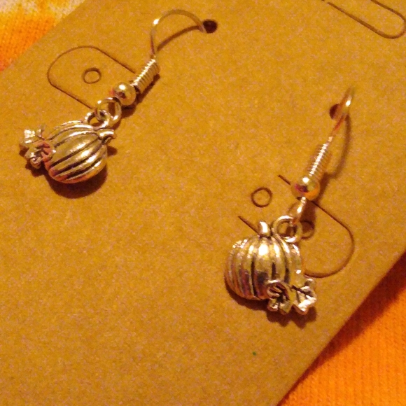 Handcrafted Pumpkin Patch Charm Earrings - Picture 3 of 3